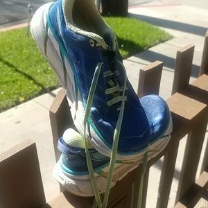 Hoka One One Clifton 2 Shoes
